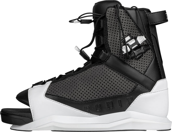 2025 Ronix Kid's Vault + District Boots Package