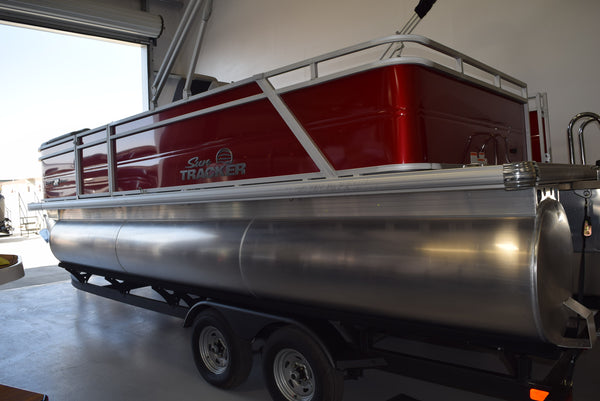 Sun Tracker Party Barge 22 RF DLX XP3 - 2026