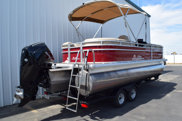 Sun Tracker Party Barge 22 XP3 - 2025