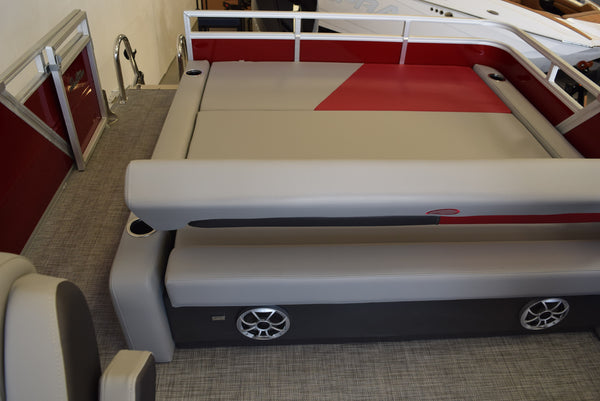 Sun Tracker Party Barge 22 RF DLX XP3 - 2026