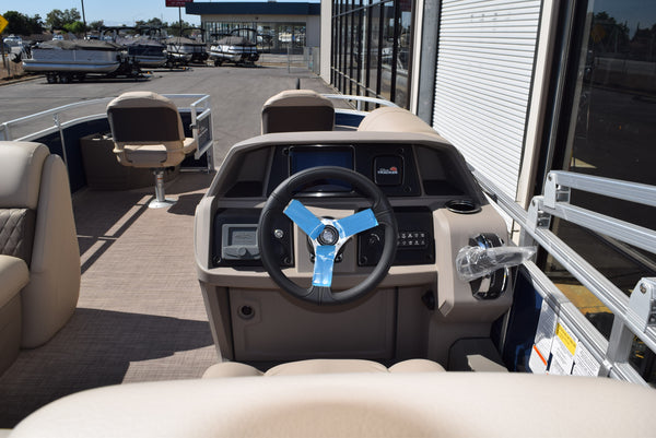 Sun Tracker Fishin' Barge 22 DLX - 2024