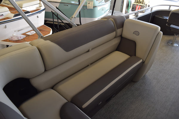 Sun Tracker Fishin' Barge 22 DLX - 2026