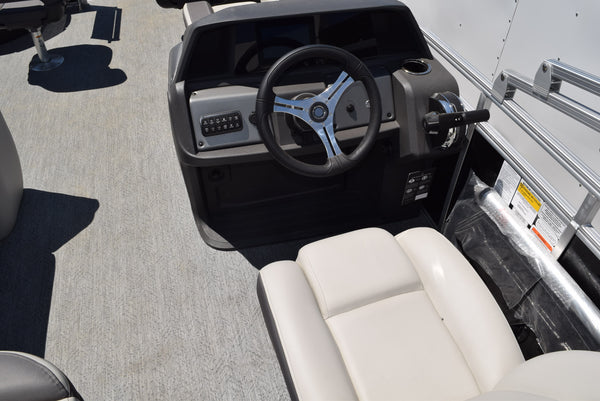 Sun Tracker Fishin' Barge 20 DLX - 2026