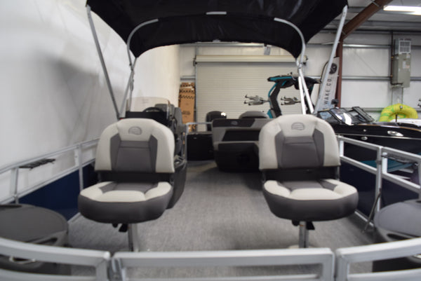 Sun Tracker Bass Buggy 18 DLX - 2026